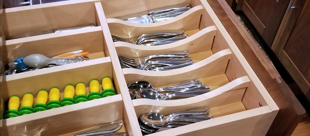 Custom solid wood partition box wardrobe cabinet drawer cutlery tray  cutlery cutlery spoon storage kitchen storage